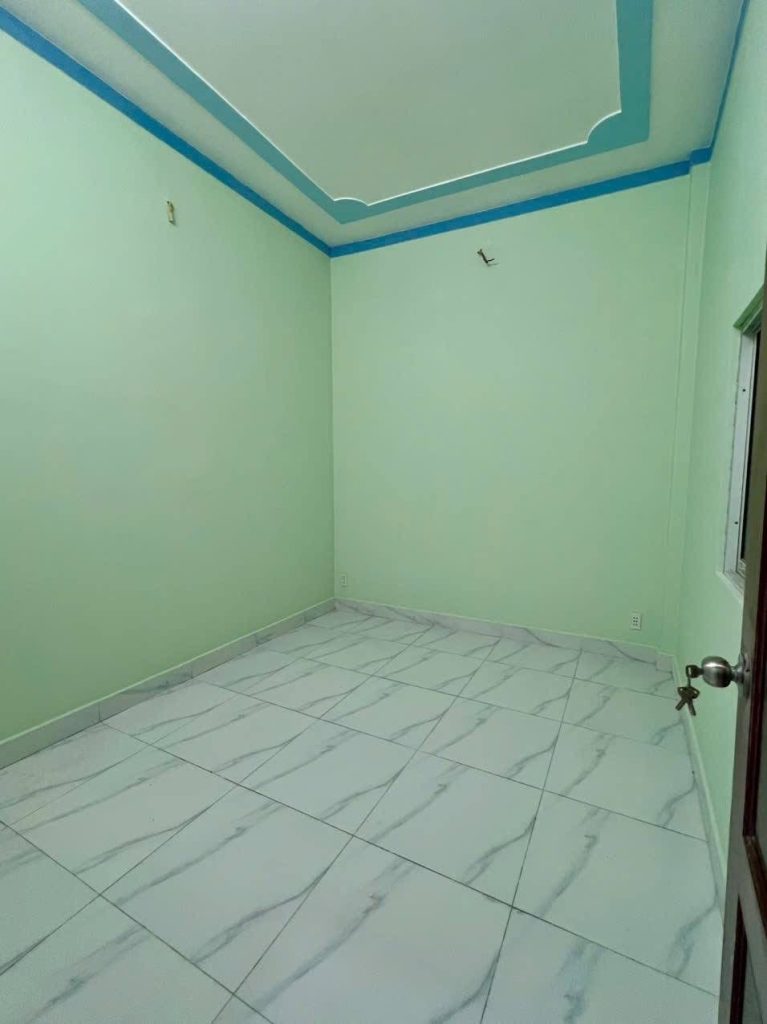 NHÀ ĐẸP DĨ AN – GẦN SÂN VẬN ĐỘNG – SỔ RIÊNG – CHỈ 4,55 TỶ (TL)